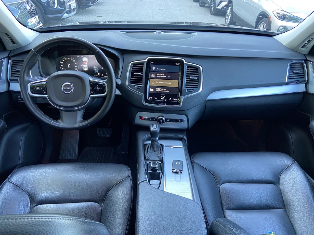 2016 Volvo XC 90 — Miniatură 14