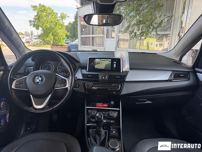 2016 BMW 216d — Miniatură 8