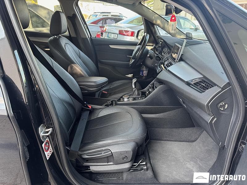 2016 BMW 216d — Miniatură 6