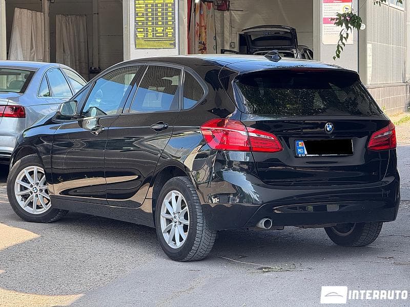 2016 BMW 216d — Miniatură 2