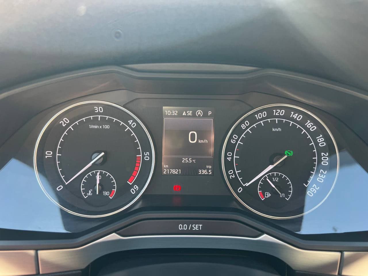 2017 Skoda Superb — Miniatură 8