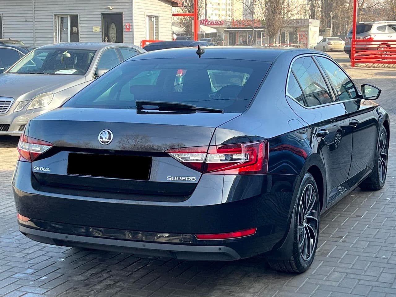 2018 Skoda Superb — Miniatură 2