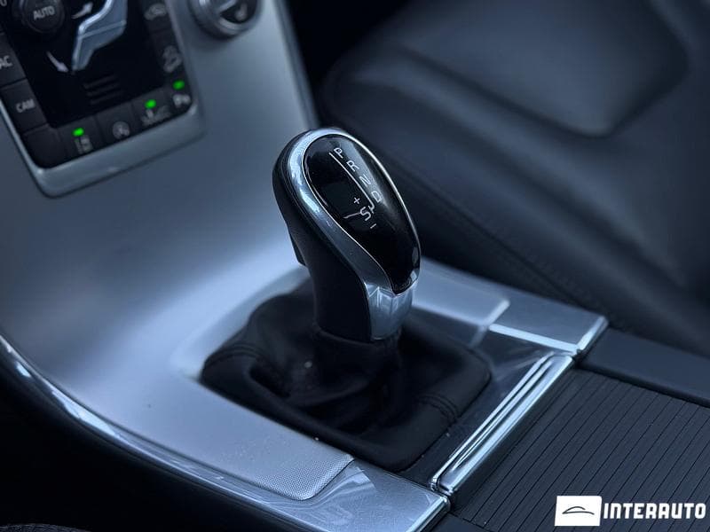 2016 Volvo XC 60 — Miniatură 16