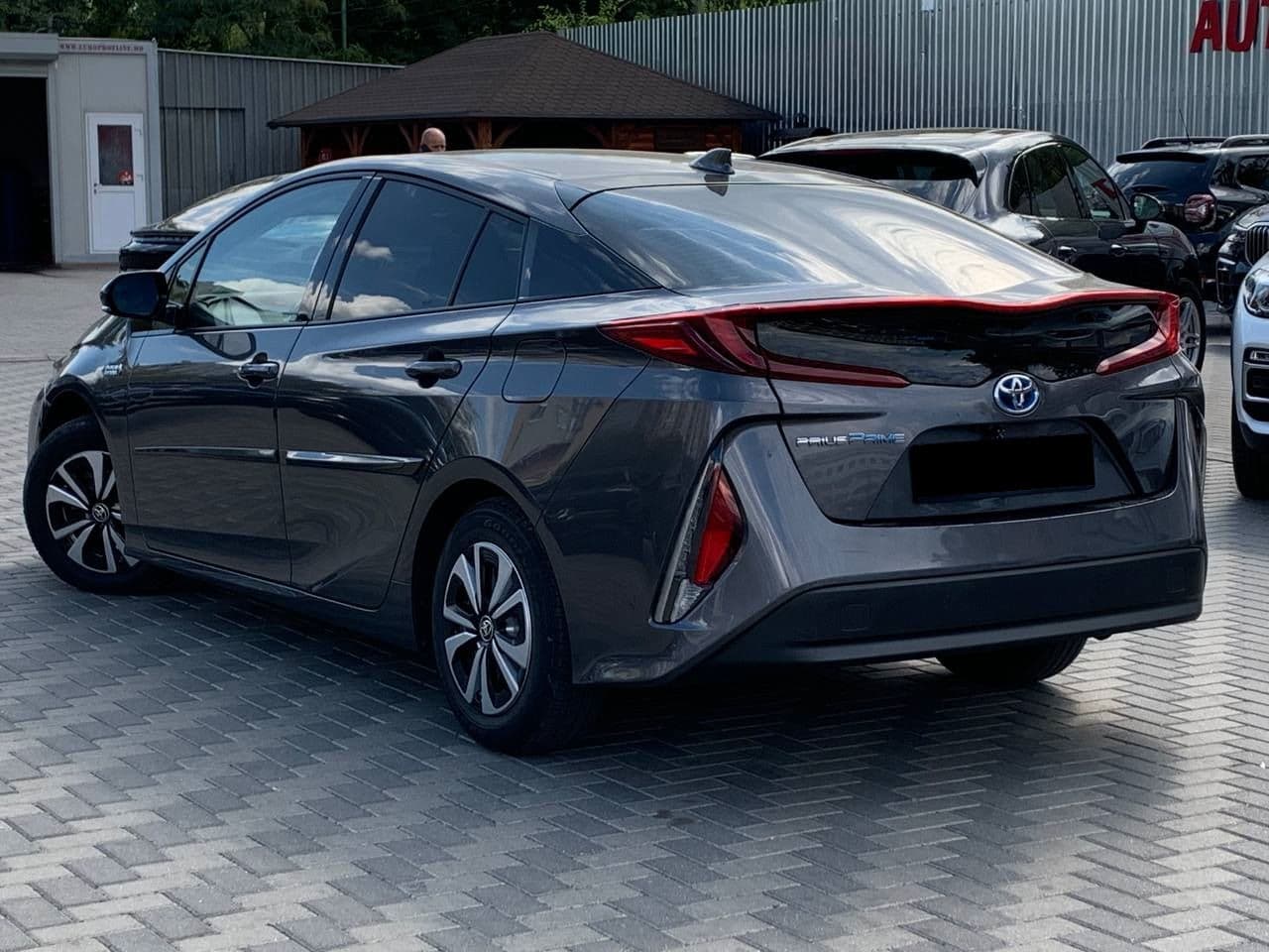 Toyota Prius 2018 — Миниатюра 2