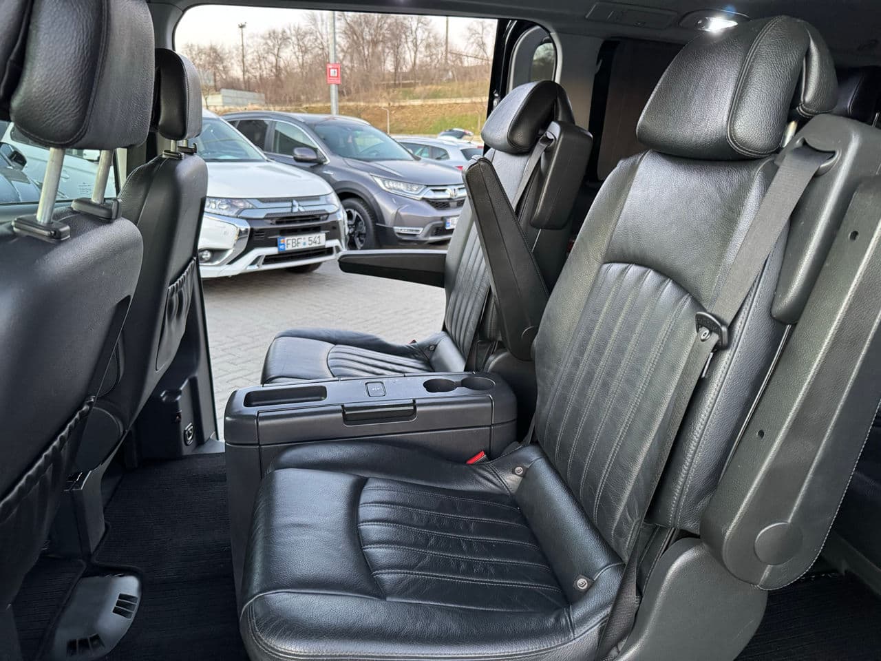 2011 Mercedes Viano — Miniatură 12