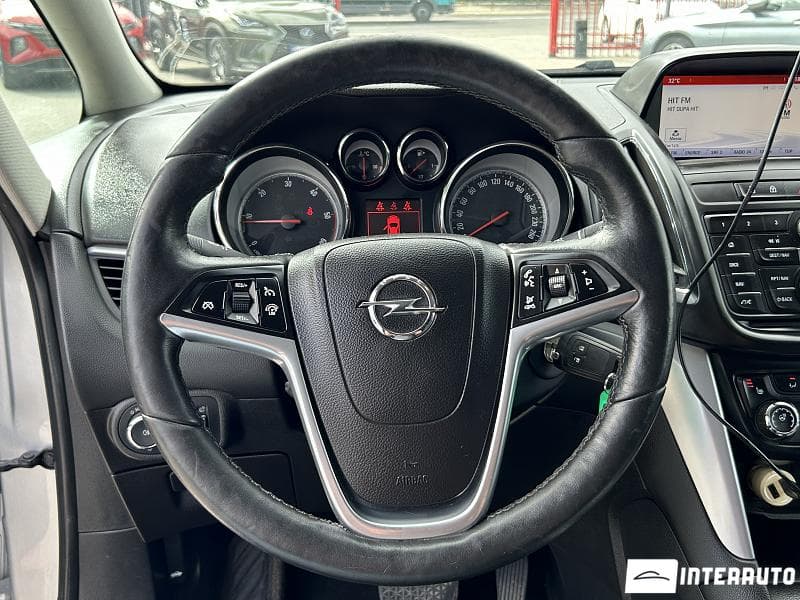 Opel Zafira 2015 — Миниатюра 10