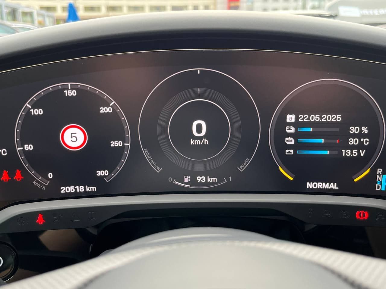2022 Porsche Taycan GTS — Miniatură 9