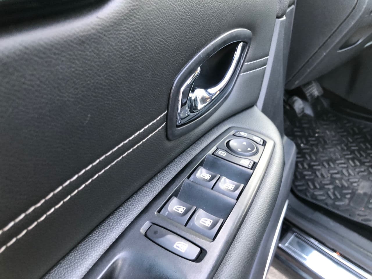2012 Renault Grand Scenic — Miniatură 7