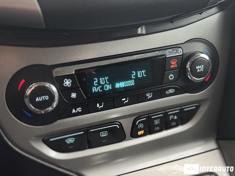 Ford Focus 2013 — Миниатюра 13