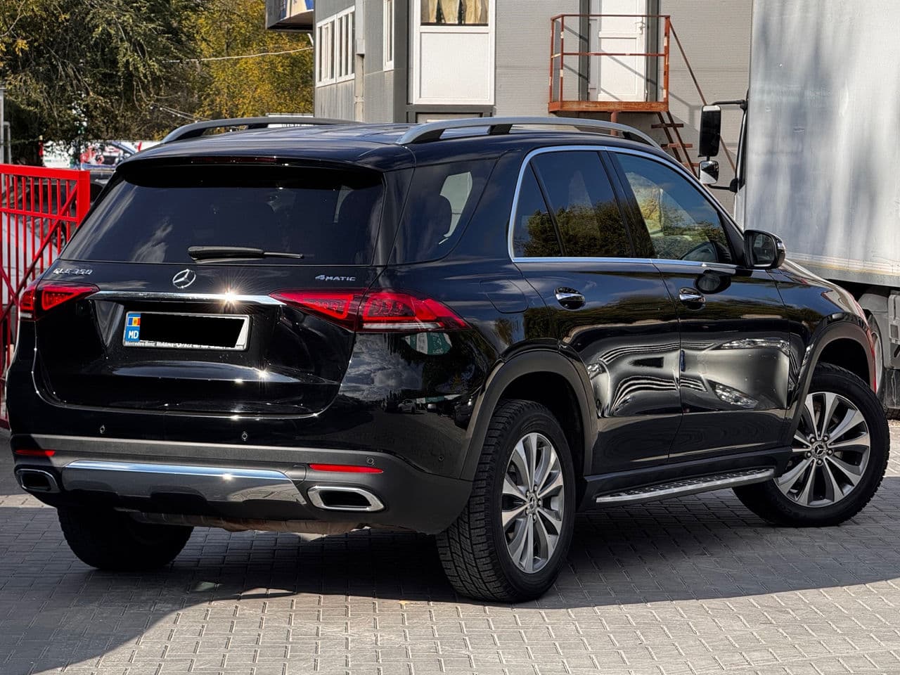 2020 Mercedes GLE 350 — Miniatură 4