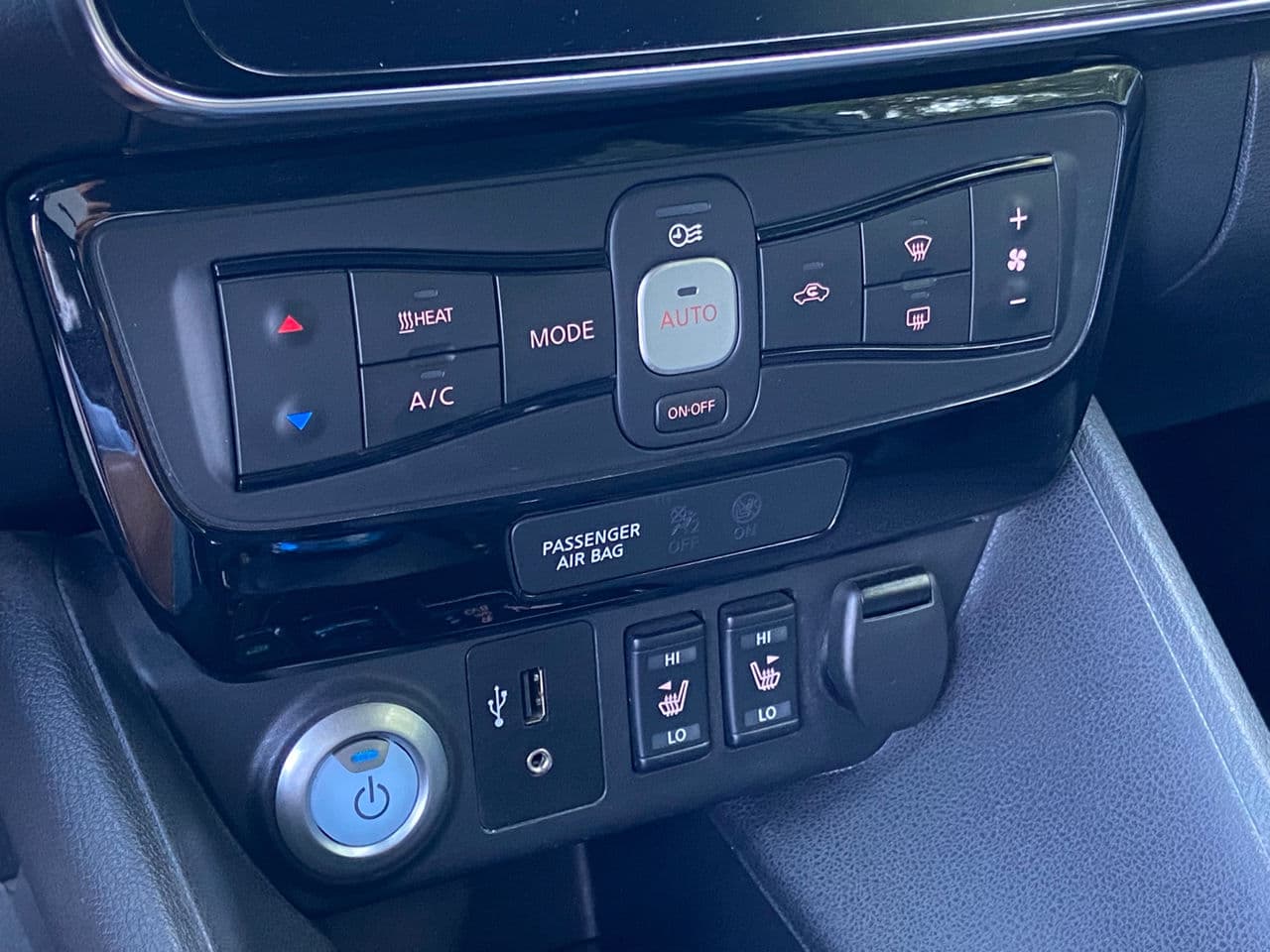2018 Nissan Leaf — Miniatură 14