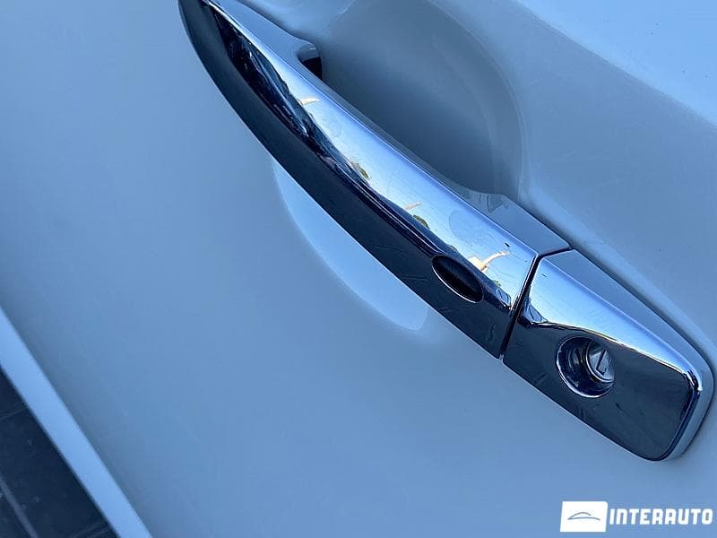 2018 Nissan Leaf — Miniatură 5