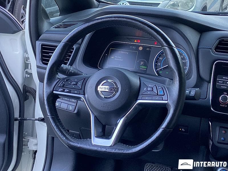 2018 Nissan Leaf — Miniatură 11
