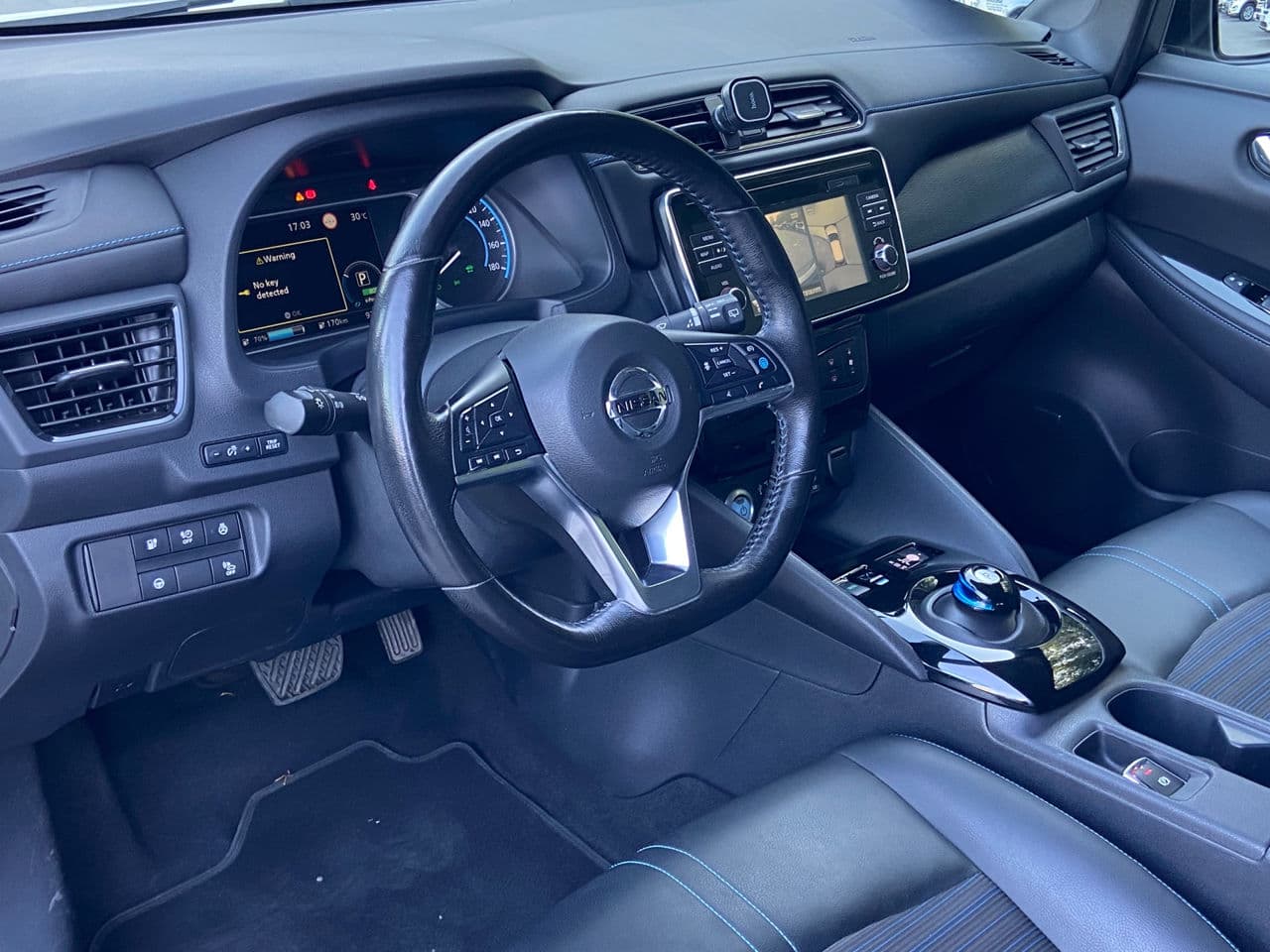 2018 Nissan Leaf — Miniatură 9