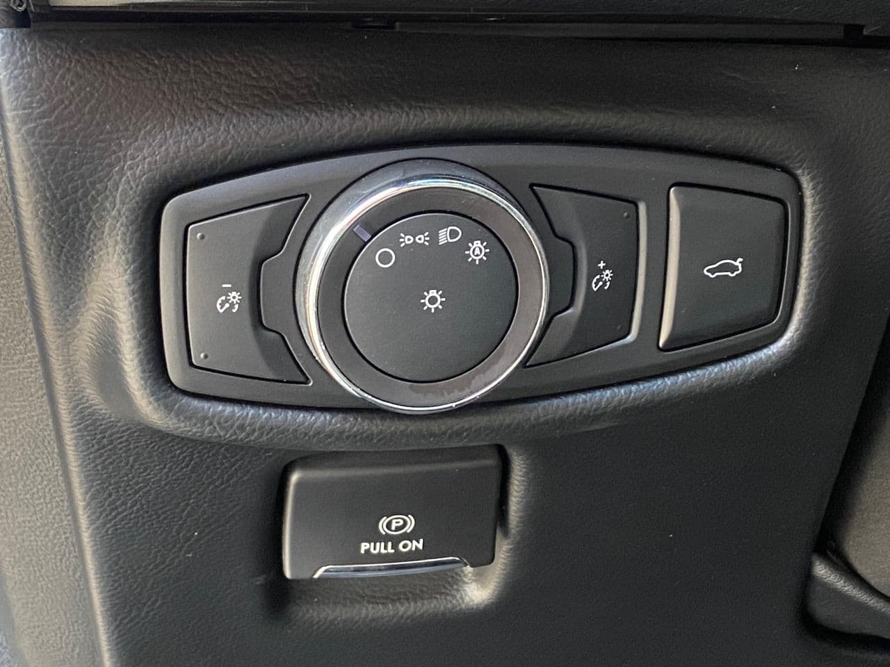 2017 Lincoln MKZ — Miniatură 9