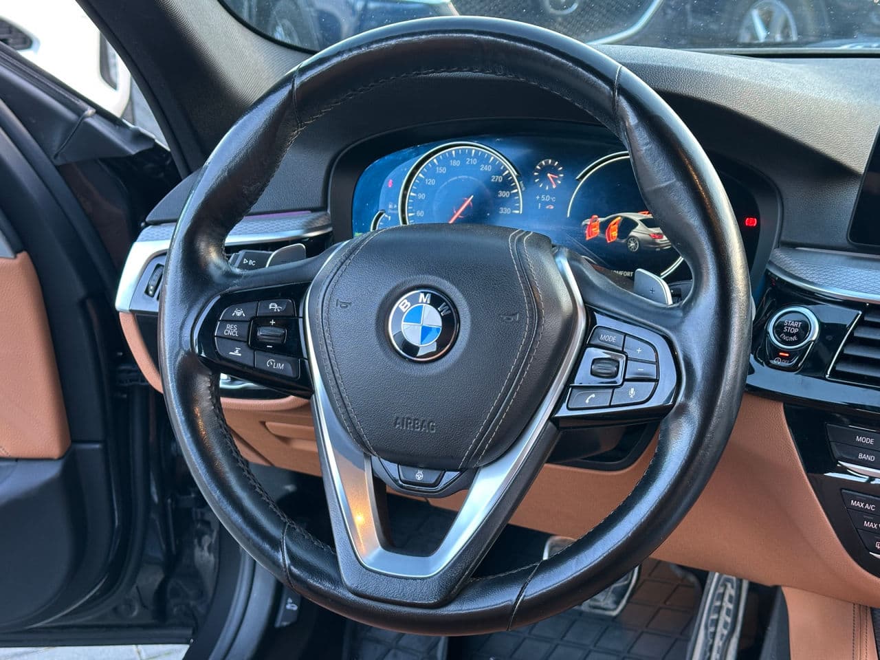 BMW 520 2017 — Миниатюра 7