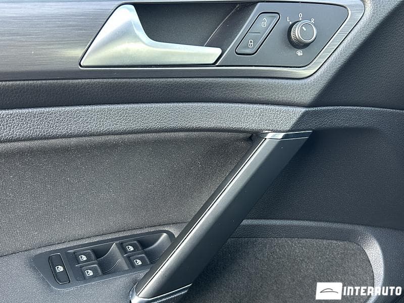Volkswagen Golf 2019 — Миниатюра 7