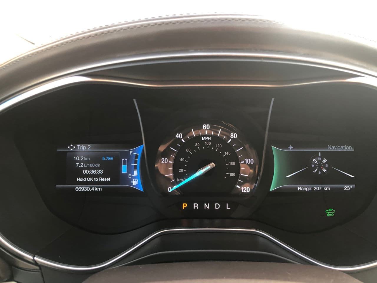 2017 Ford Fusion — Miniatură 12