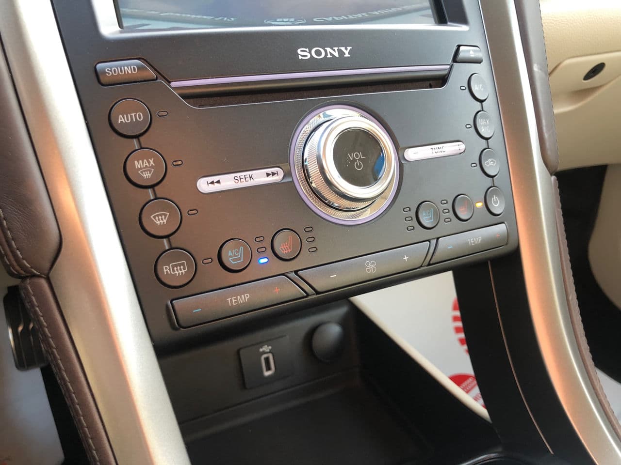 2017 Ford Fusion — Miniatură 14