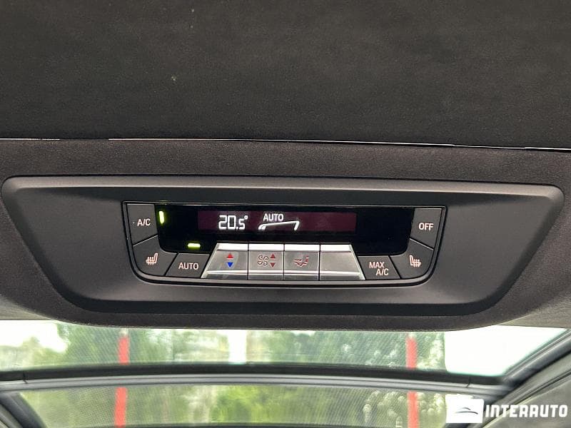 2020 BMW X7 4.0i — Miniatură 18