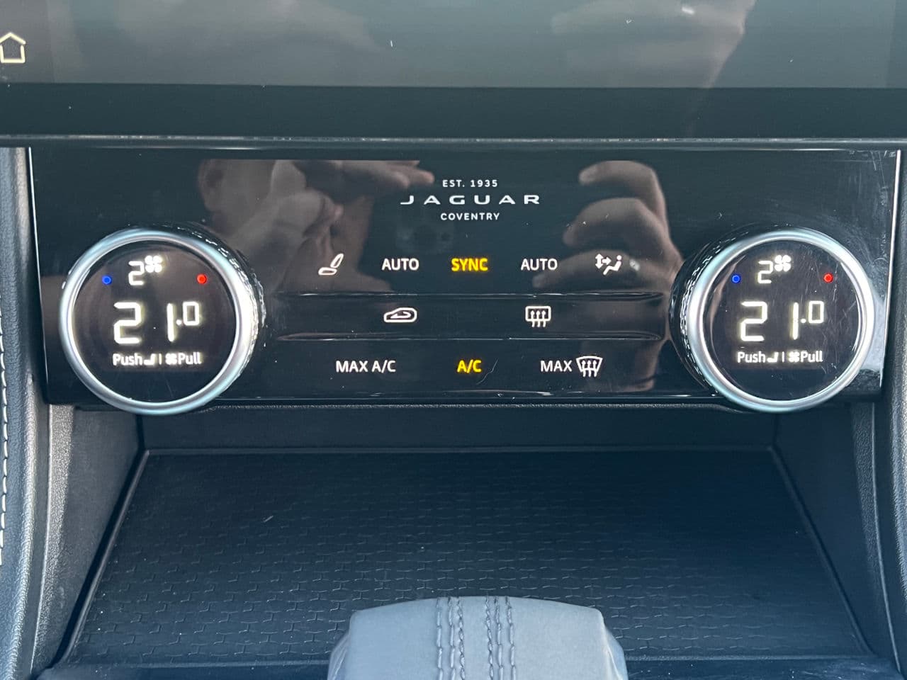 Jaguar F-Pace 2021 — Миниатюра 10