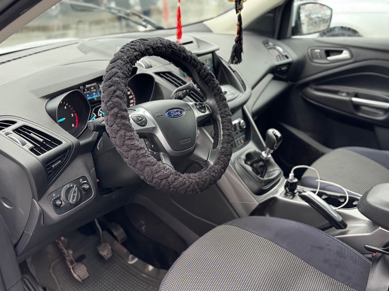 Ford Kuga 2016 — Миниатюра 7
