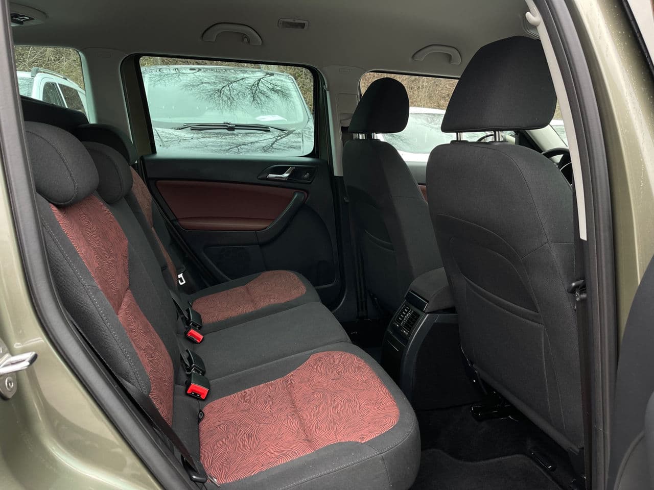 2014 Skoda Yeti — Miniatură 16