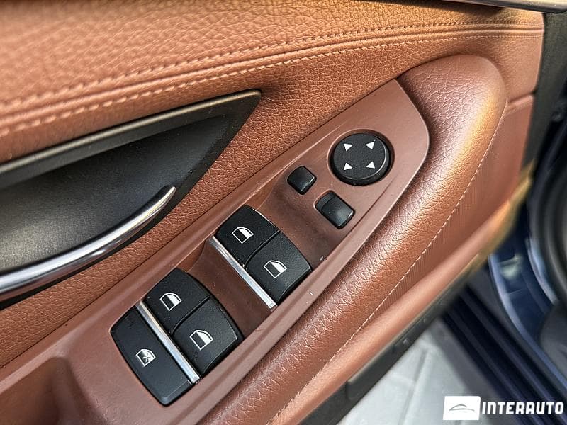 BMW 520 2012 — Миниатюра 17