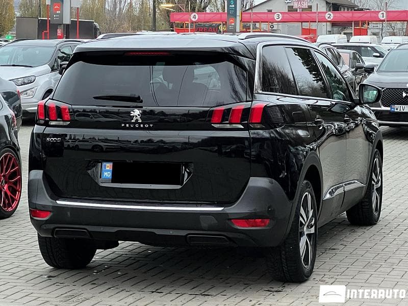 2019 Peugeot 5008 — Miniatură 2