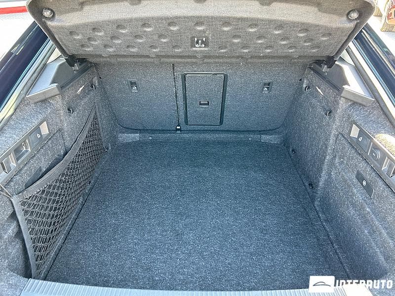 2019 Skoda Superb — Miniatură 16