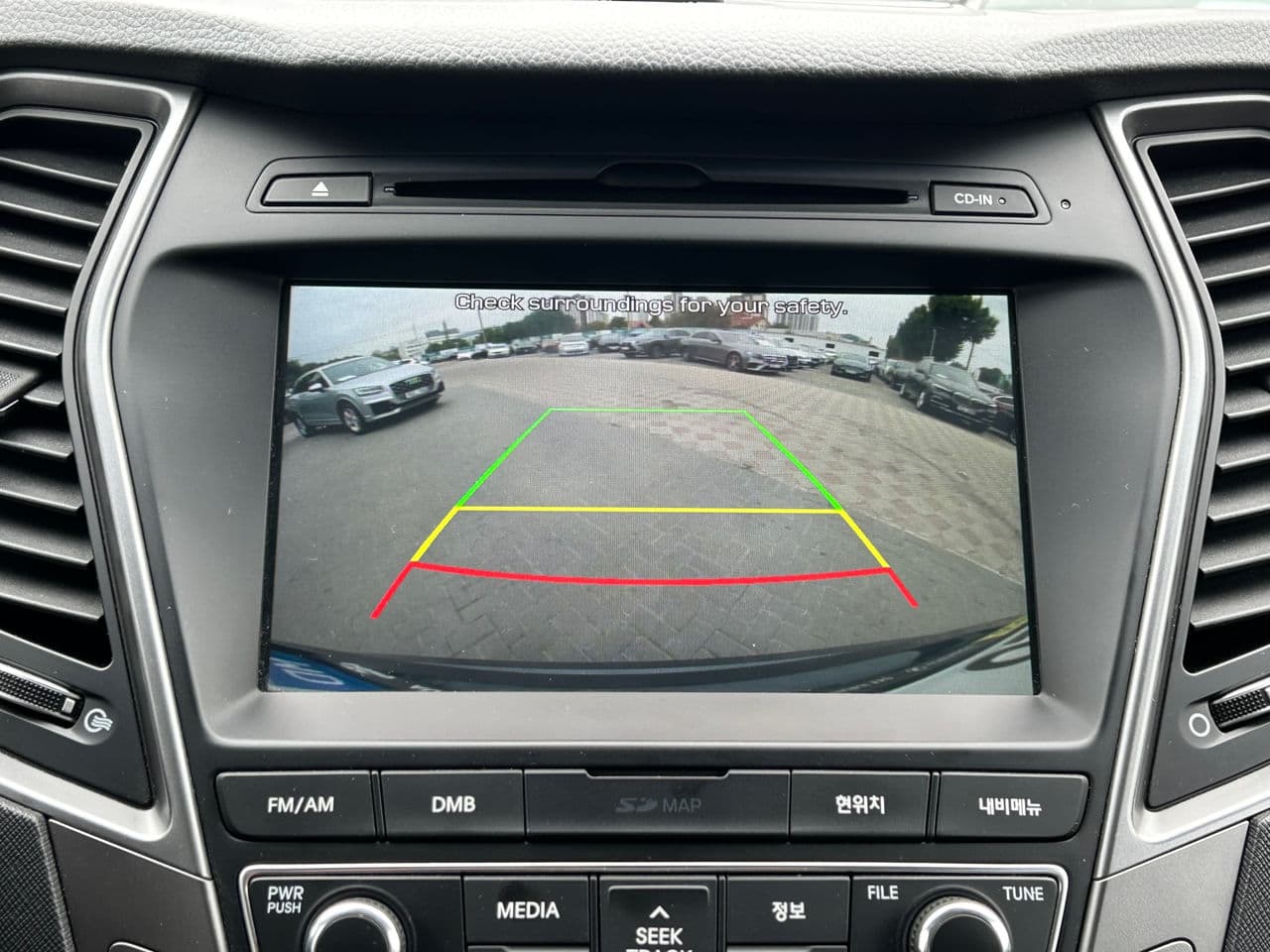 2016 Hyundai Santa Fe — Miniatură 14