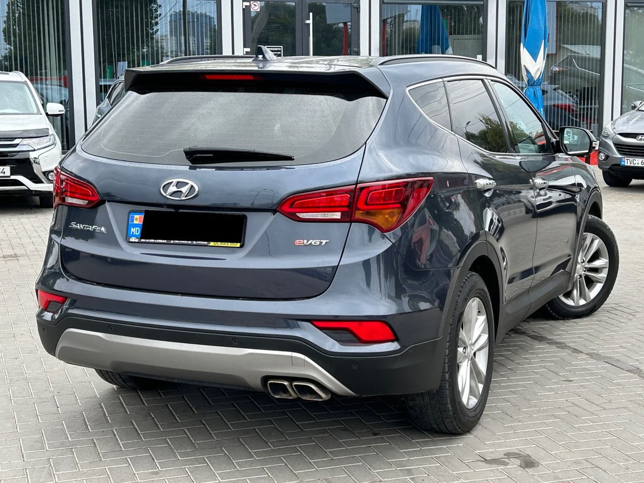 2016 Hyundai Santa Fe — Miniatură 3