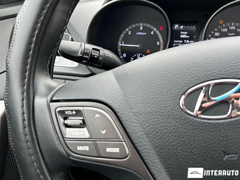 2016 Hyundai Santa Fe — Miniatură 11