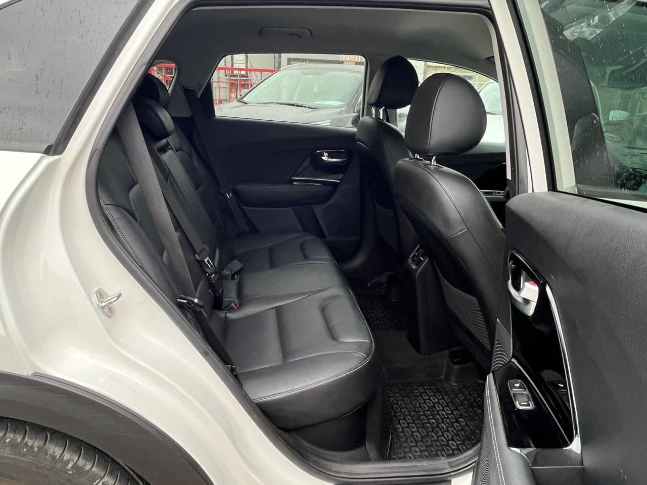 2018 Kia Niro — Miniatură 22