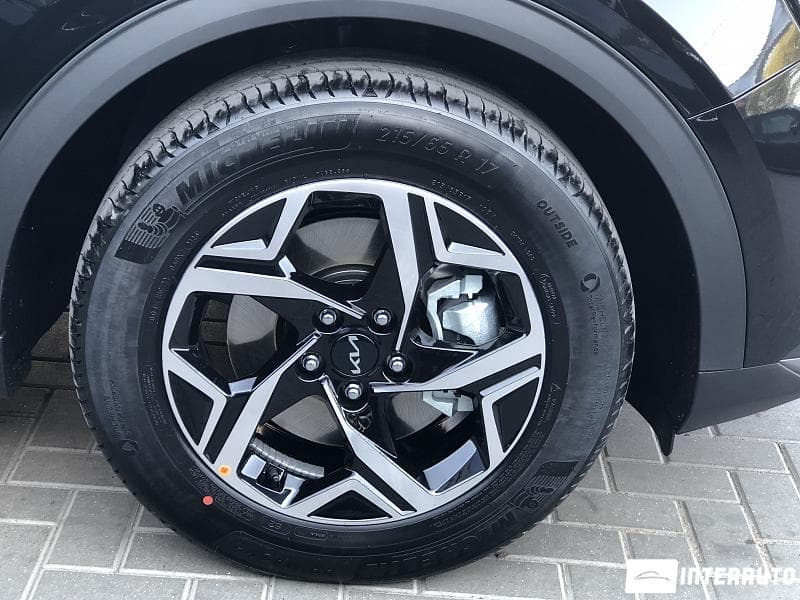 2023 Kia Sportage — Miniatură 17