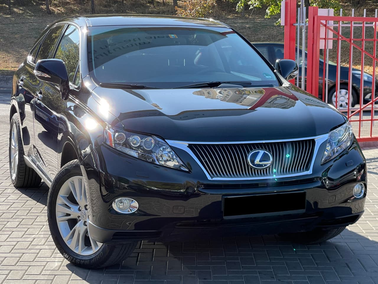 2010 Lexus RX 450h — Miniatură 4