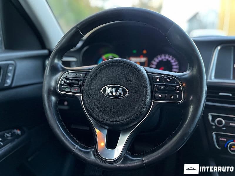 2017 Kia Optima — Miniatură 15