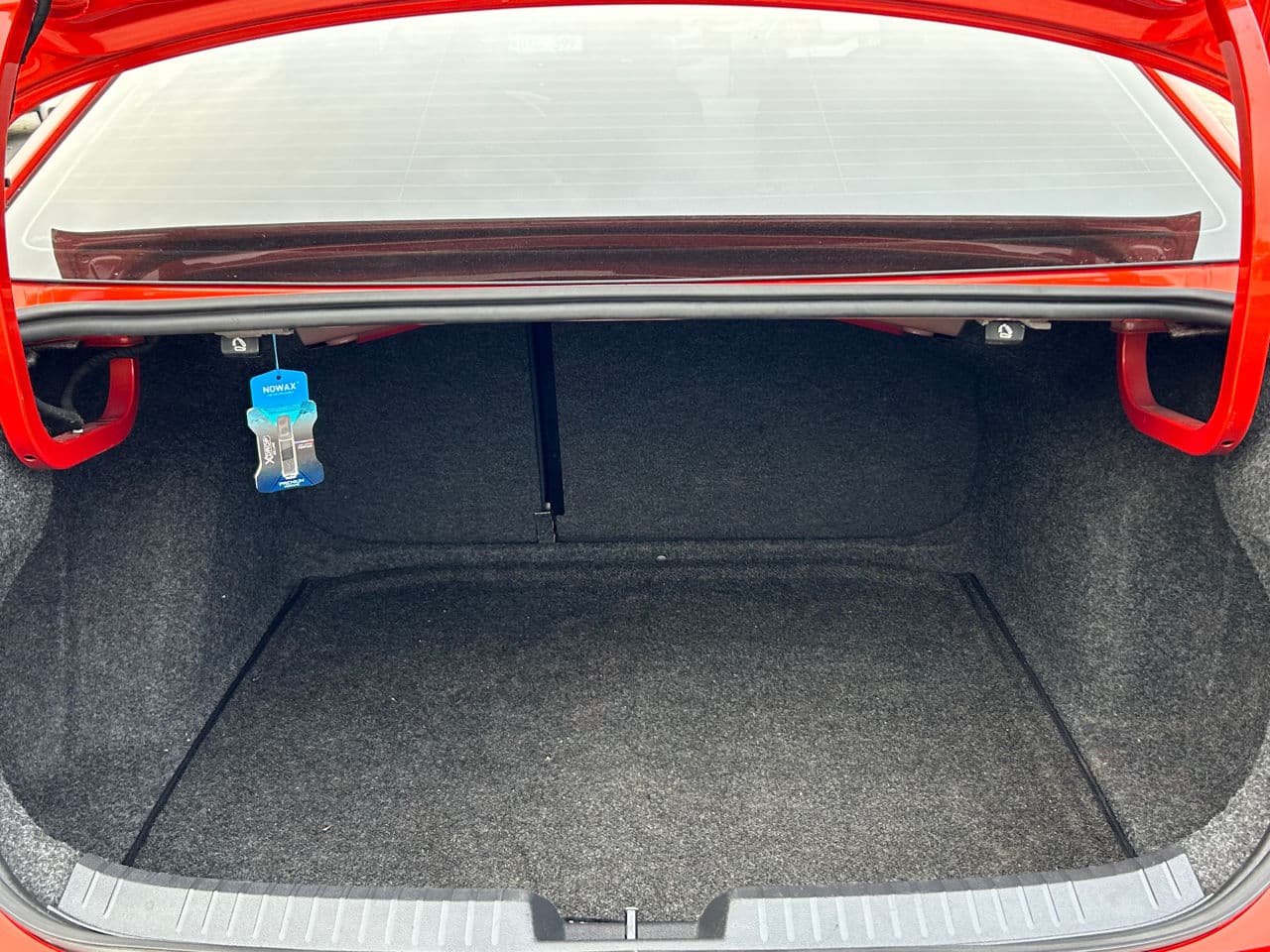 2018 Volkswagen Jetta — Miniatură 20