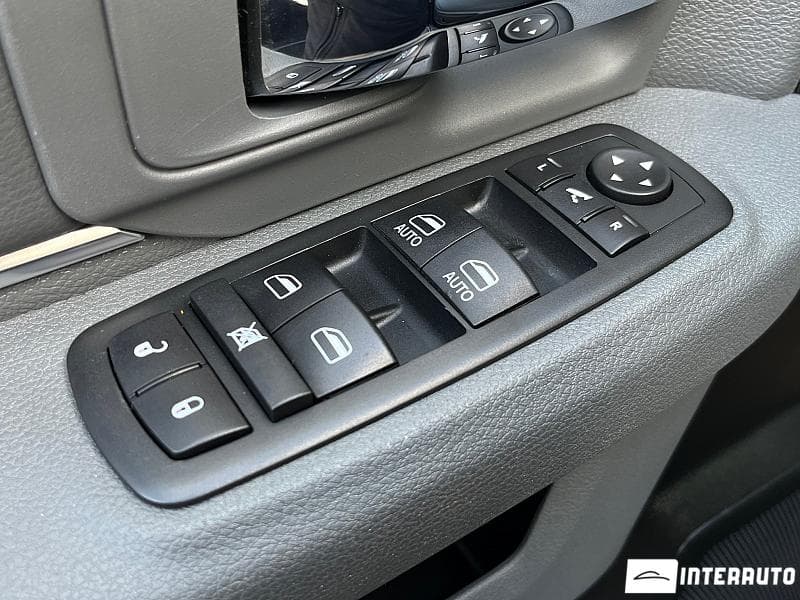2020 Dodge RAM — Miniatură 6
