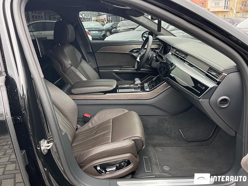 Audi A8 2018 — Миниатюра 8
