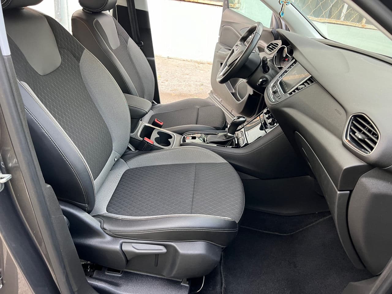 2021 Opel Grandland X — Miniatură 14