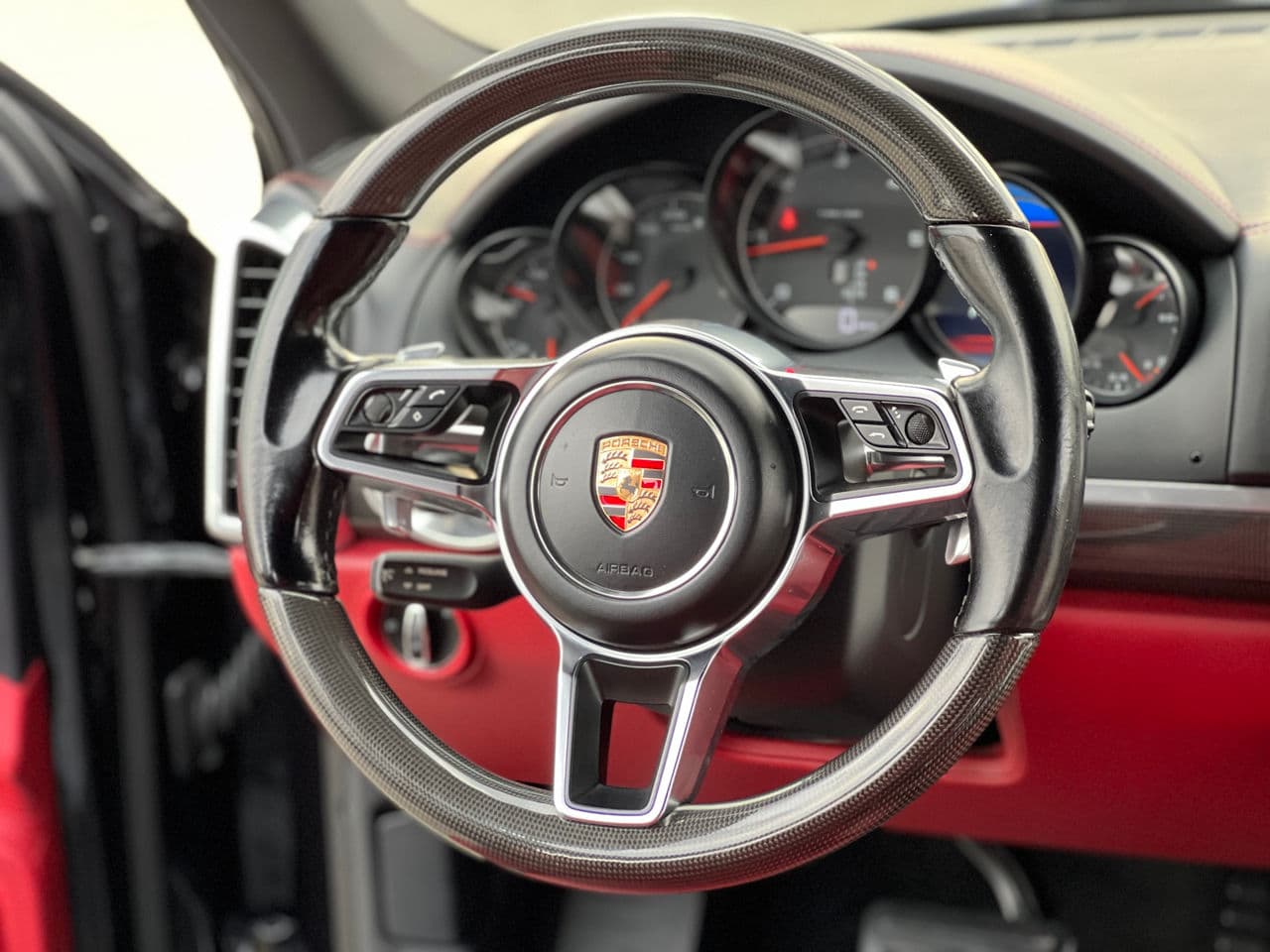 2015 Porsche Cayenne — Miniatură 7