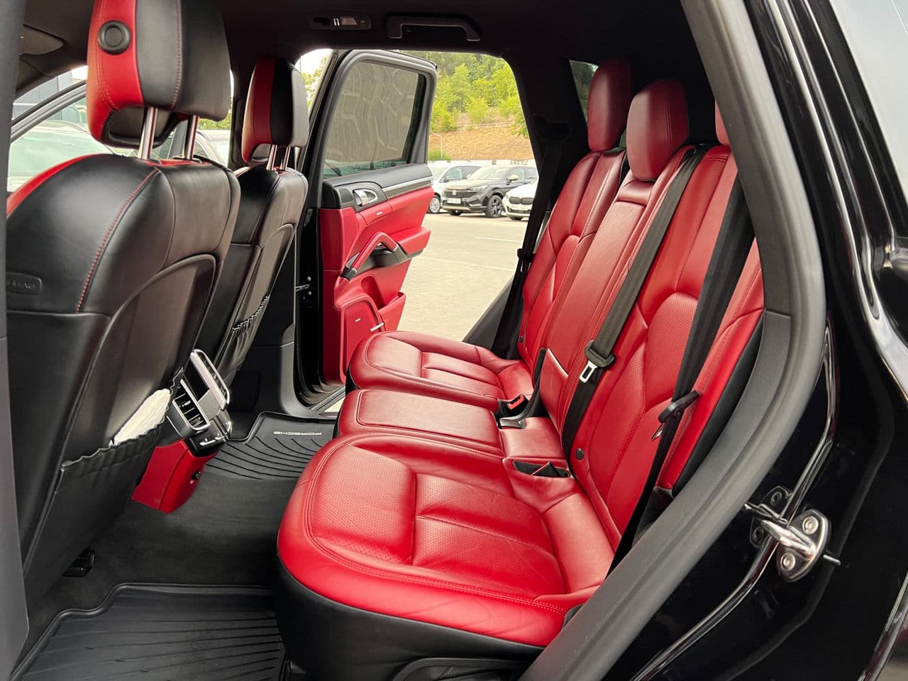 2015 Porsche Cayenne — Miniatură 14