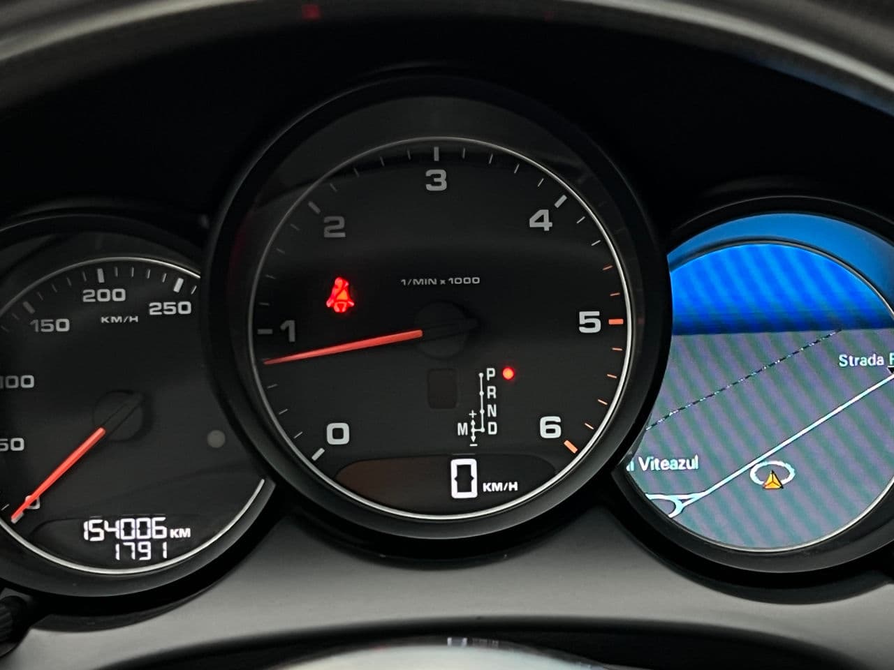 2015 Porsche Cayenne — Miniatură 8