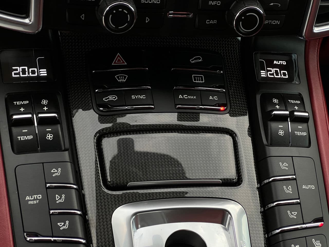 2015 Porsche Cayenne — Miniatură 11