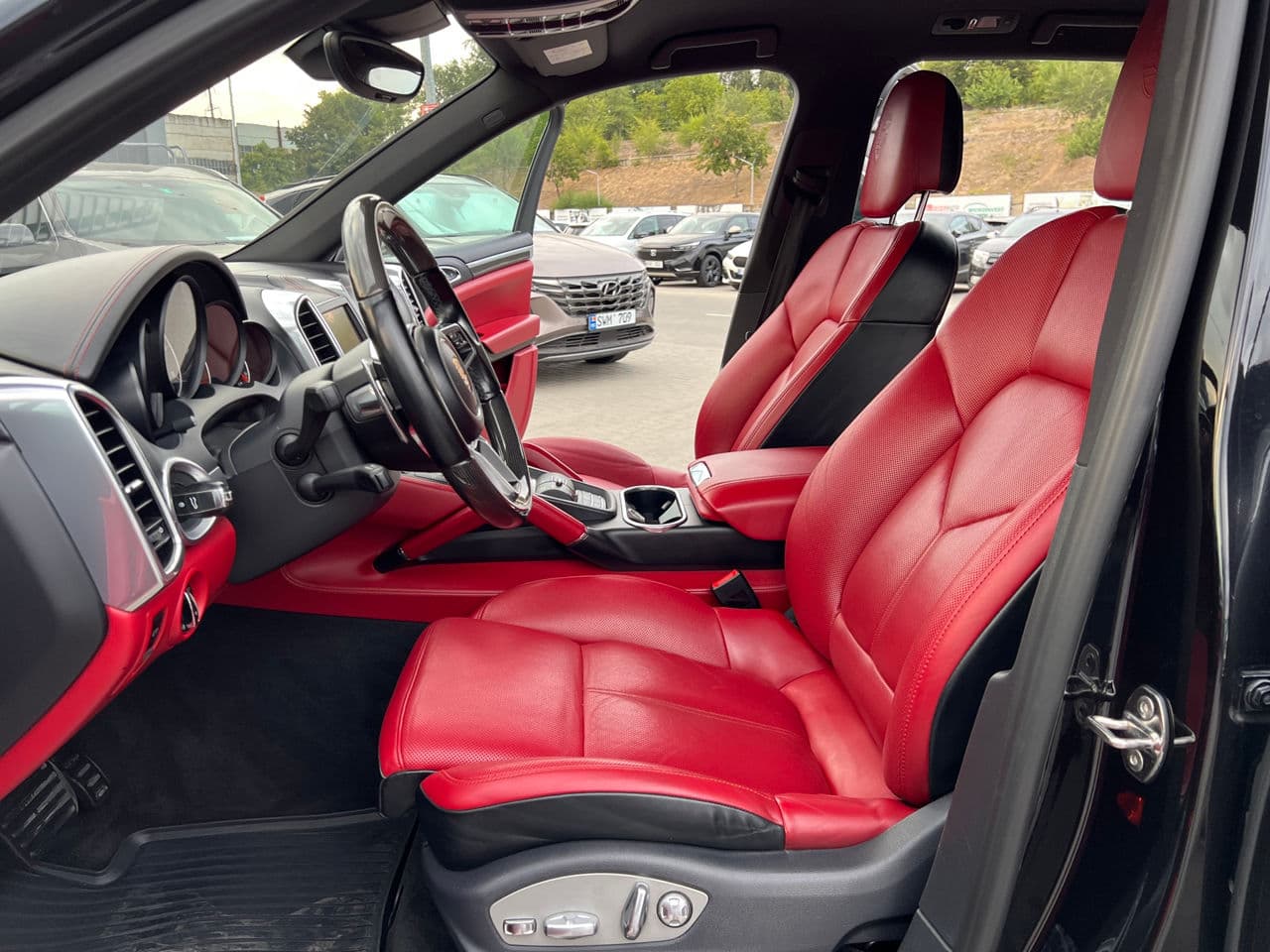 2015 Porsche Cayenne — Miniatură 5
