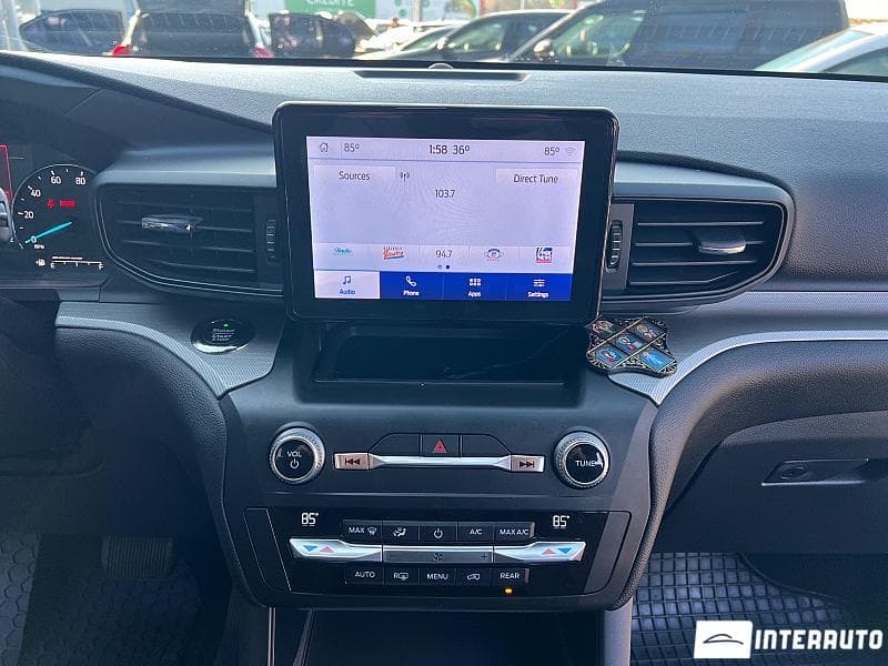 2020 Ford Explorer — Miniatură 10