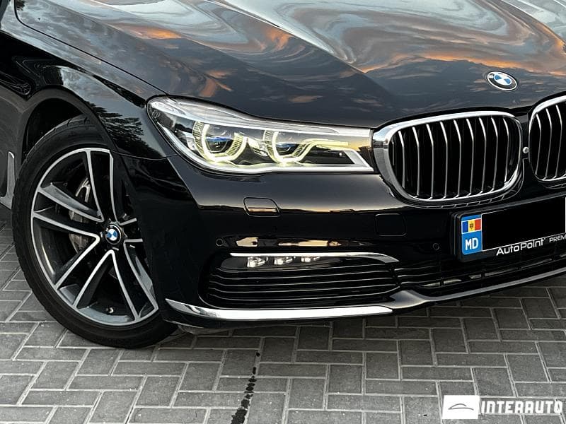 2016 BMW 740 — Miniatură 24