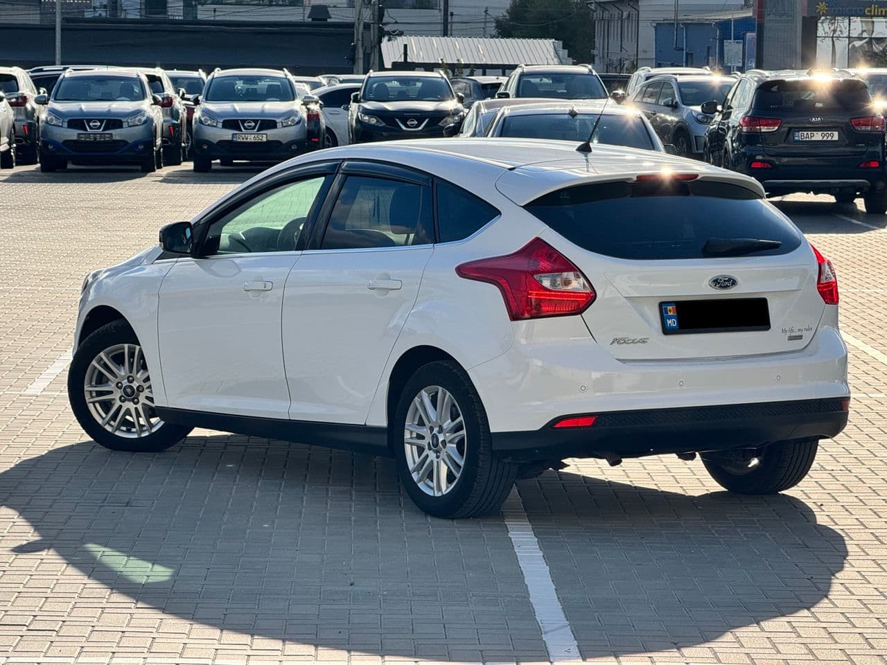 2012 Ford Focus — Miniatură 4