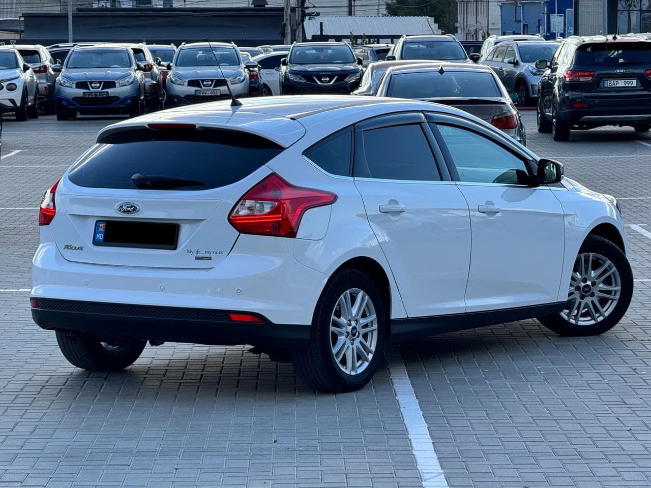 2012 Ford Focus — Miniatură 3